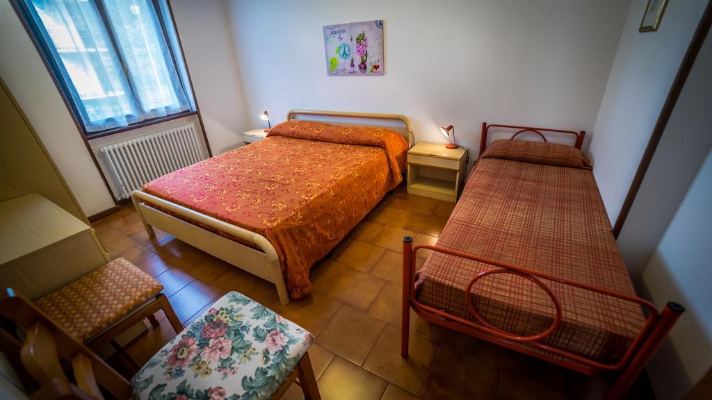 דירות פייבה די לדרו Casa Enrico חדר תמונה
